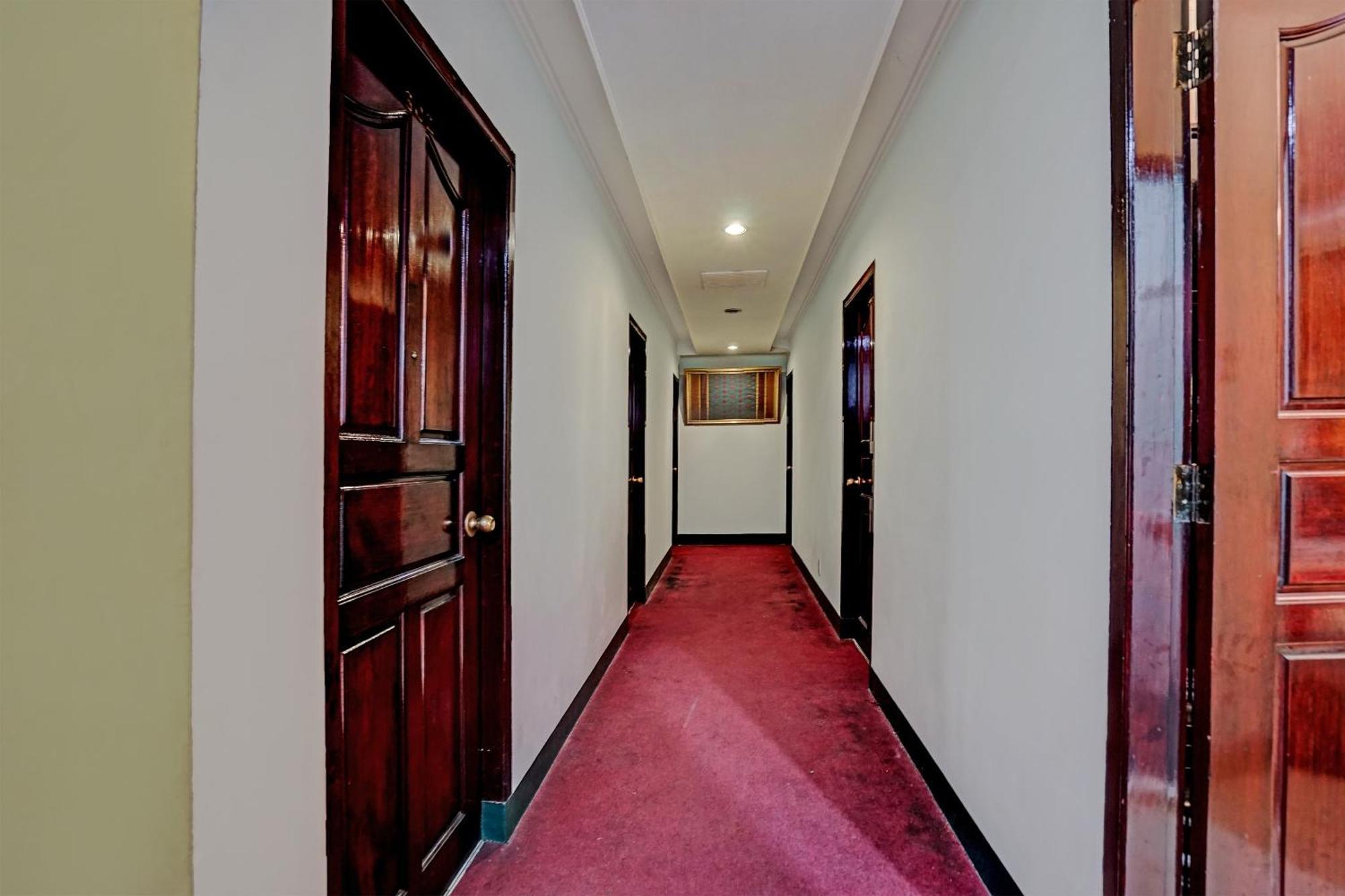 Super Oyo 91805 Hotel Wisma Bari Palembang Dış mekan fotoğraf