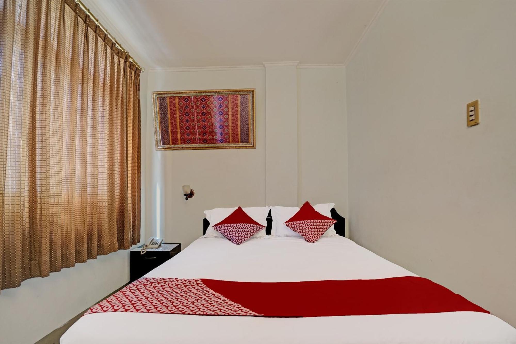 Super Oyo 91805 Hotel Wisma Bari Palembang Dış mekan fotoğraf
