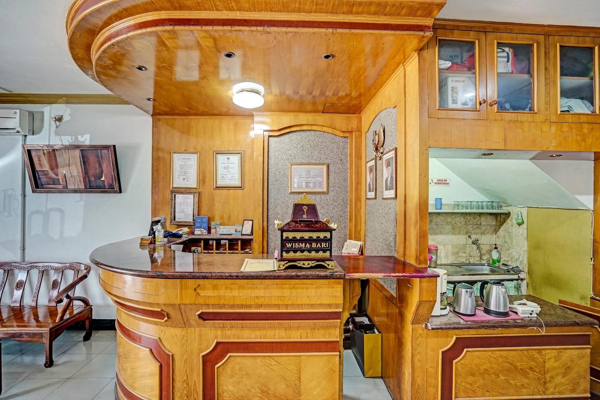 Super Oyo 91805 Hotel Wisma Bari Palembang Dış mekan fotoğraf
