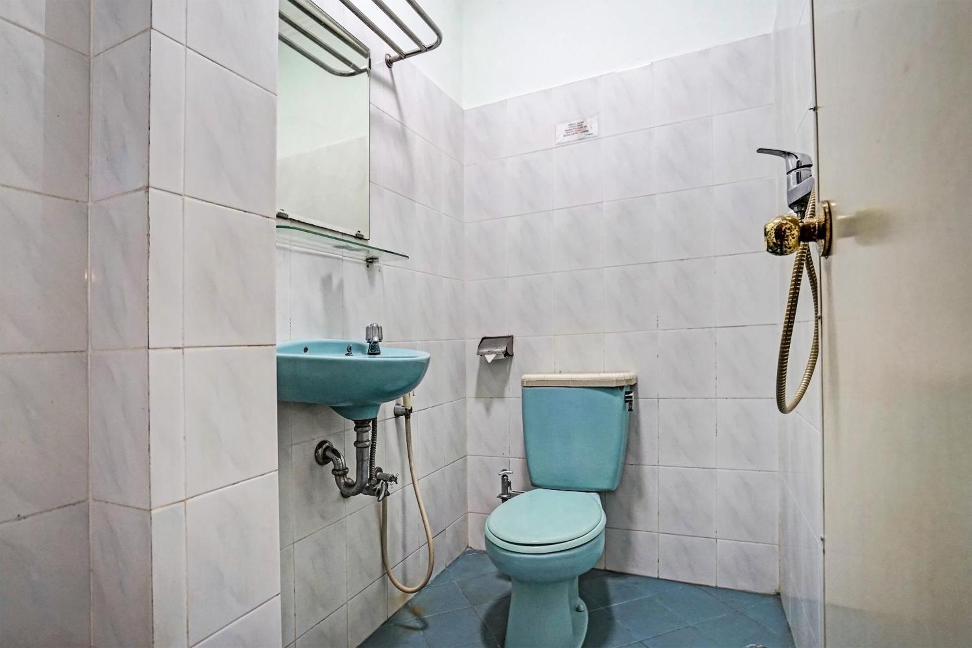 Super Oyo 91805 Hotel Wisma Bari Palembang Dış mekan fotoğraf